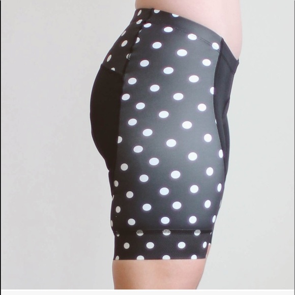 Women’s Classic Dot 8” Cycle/Bike Shorts - Picture 1 of 7